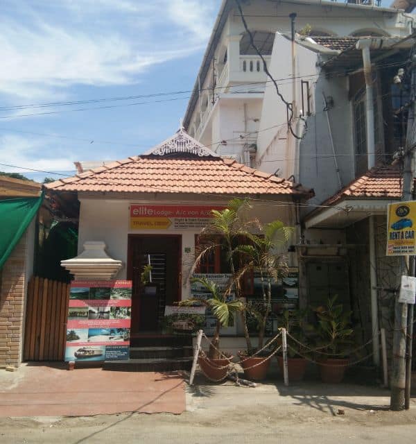 Elite House