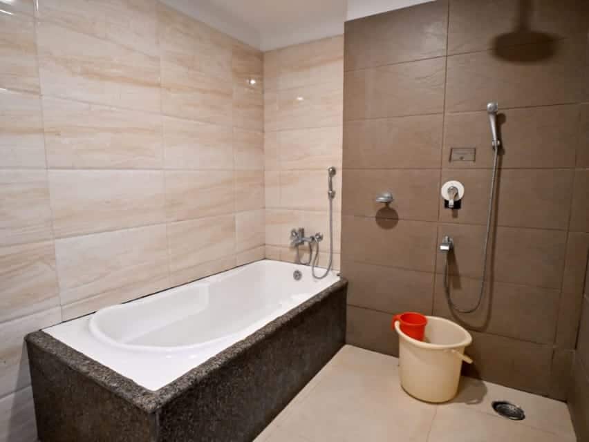 bath Tub