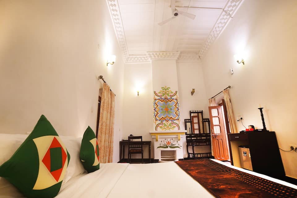 AC Deluxe Room
