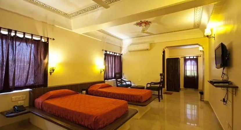 Super Deluxe Room