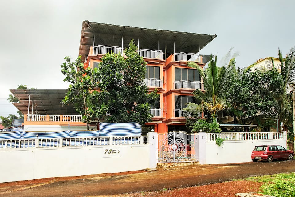 FACADE
