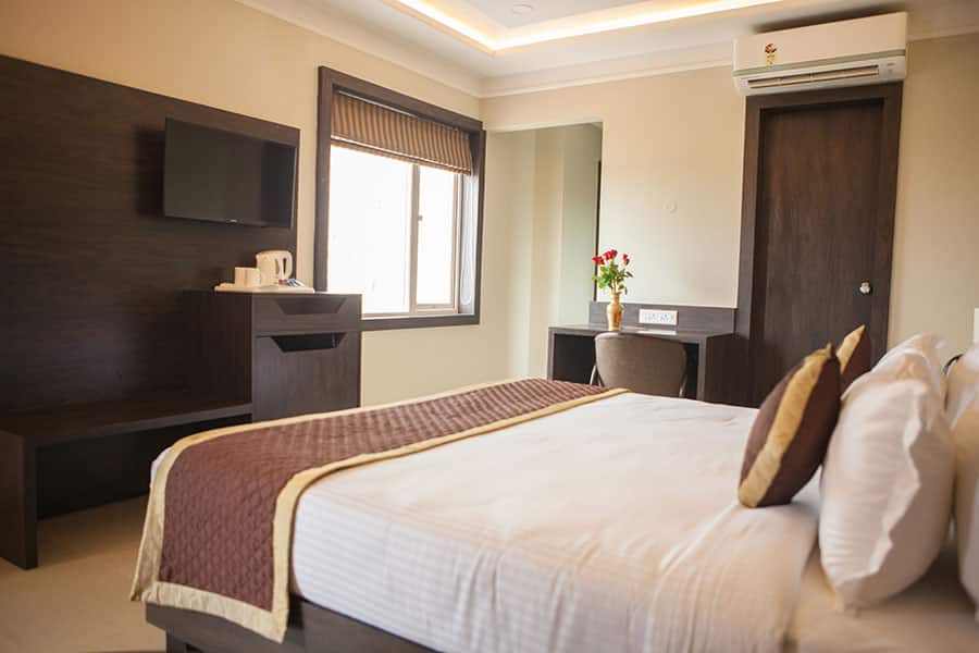 Hotel RG Inn