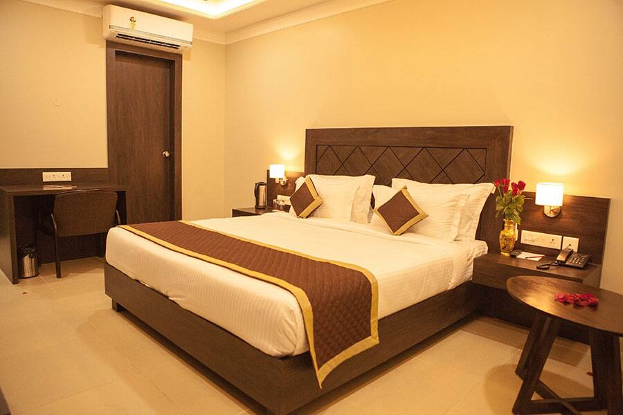 Hotel RG Inn