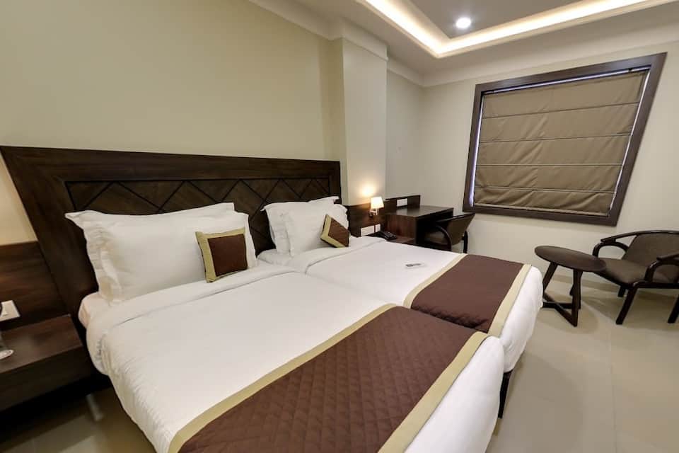 Hotel RG Inn