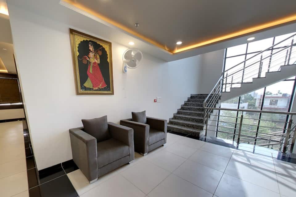 Hotel RG Inn