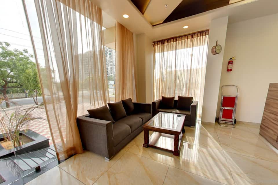 Hotel RG Inn