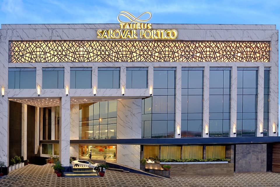 Hotel Facade