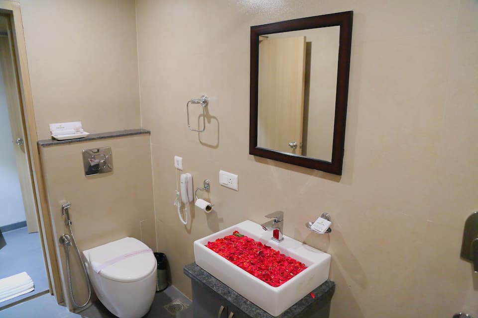 Abhayaa Hotel photo 5