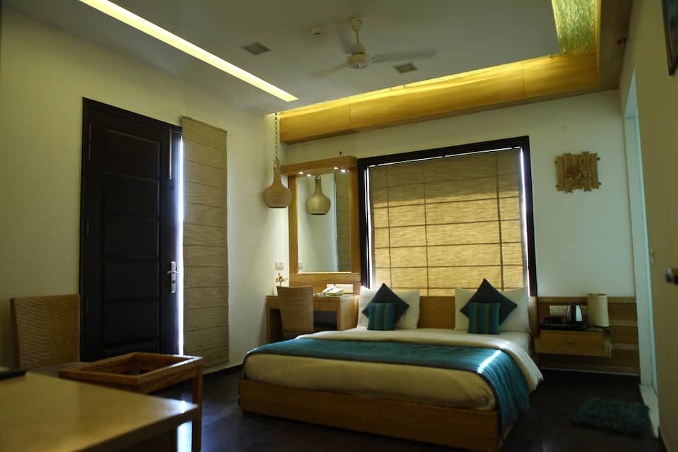 Deluxe AC Room
