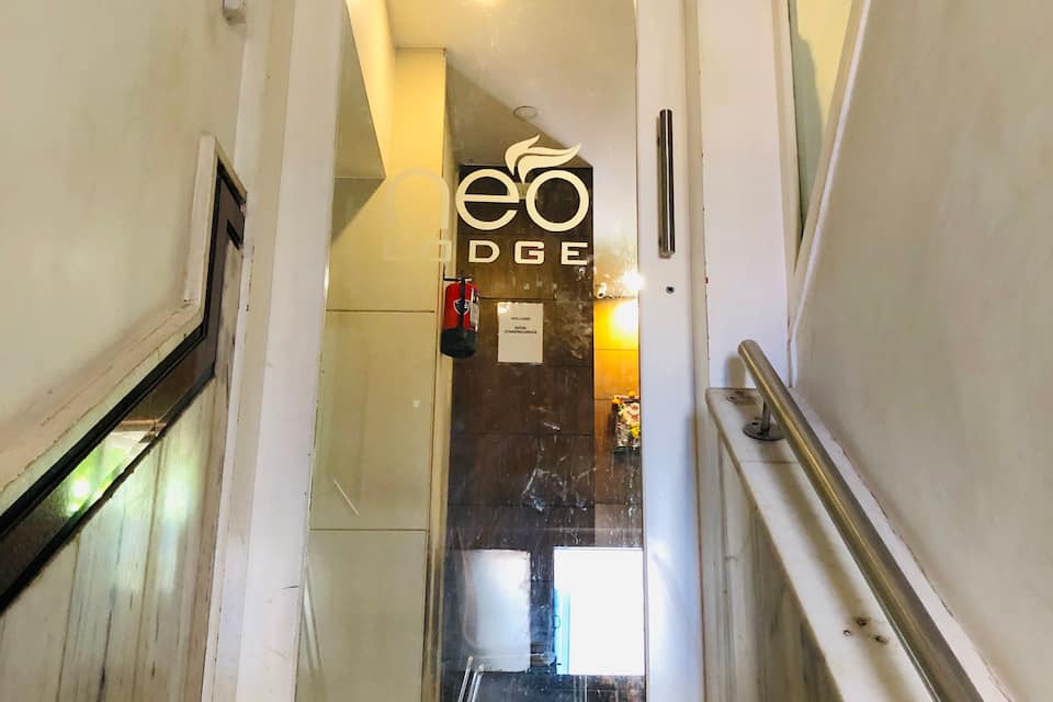 Neo Lodge