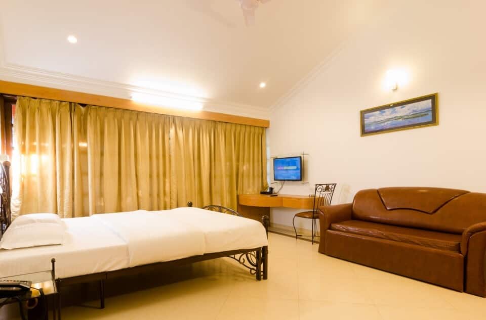 0000006580Regency Suite