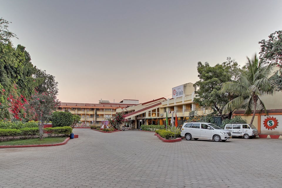 Hotel sai Leela