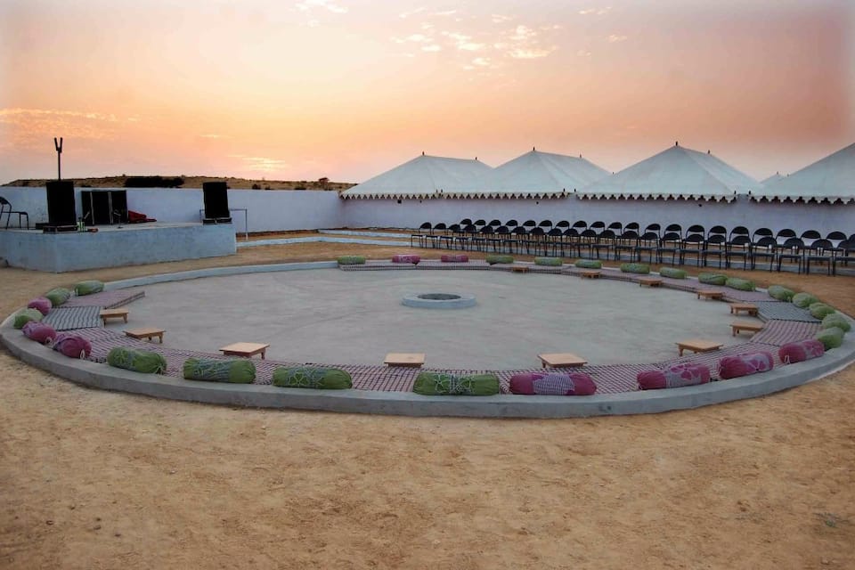 Safari Nights Resort