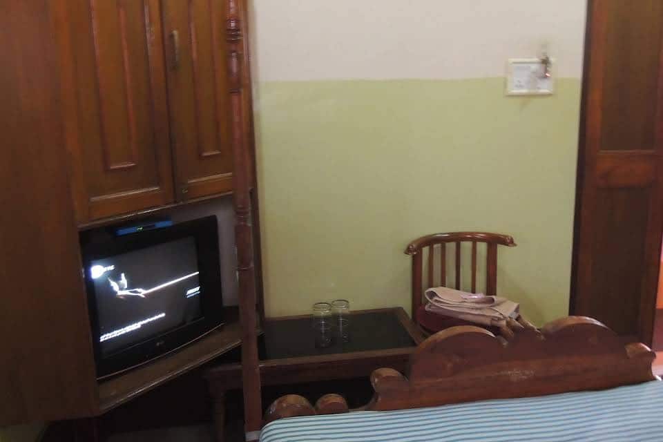 Prantik Hotel