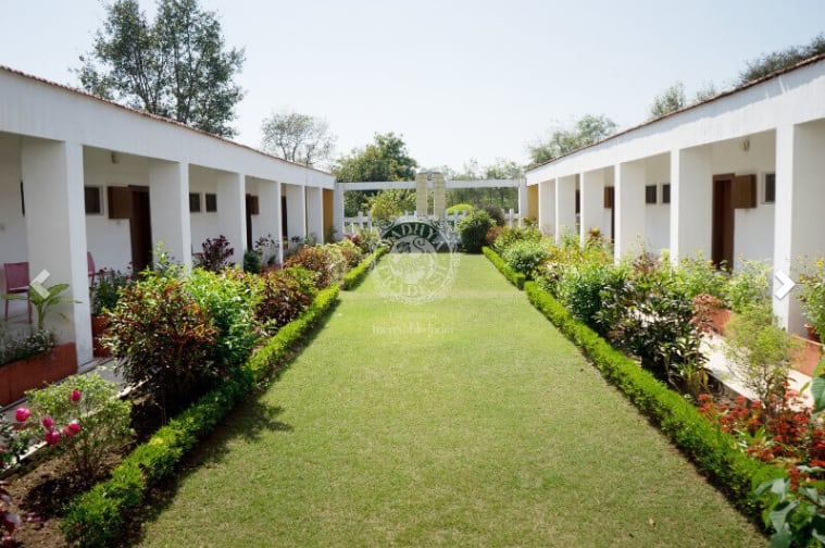 MPT Jhankar, Khajuraho