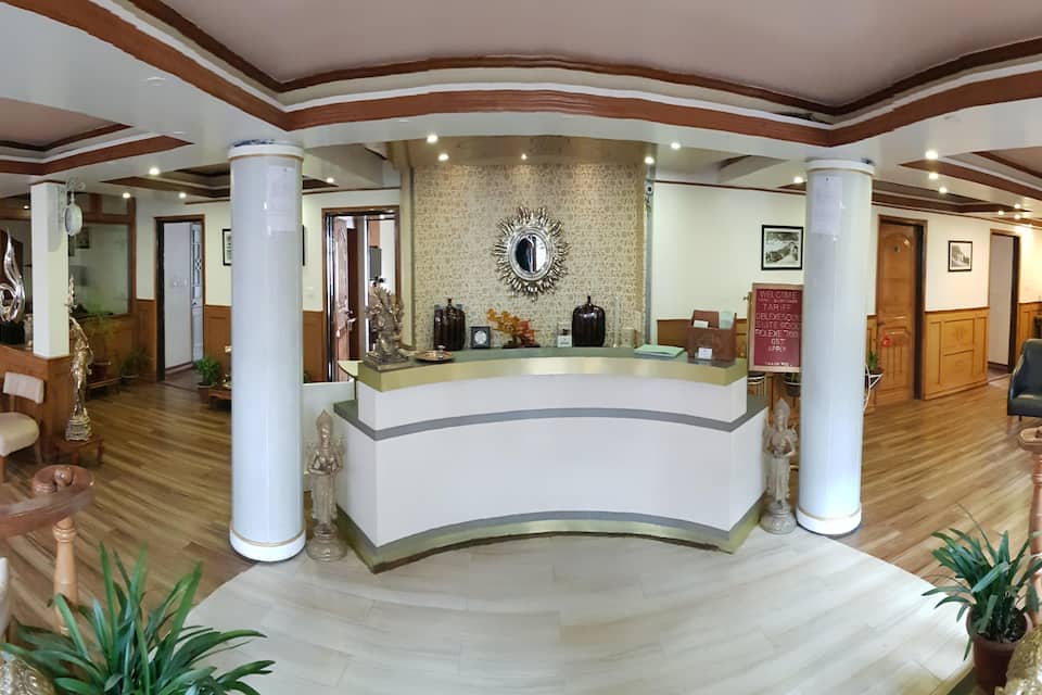 Reception Panorama