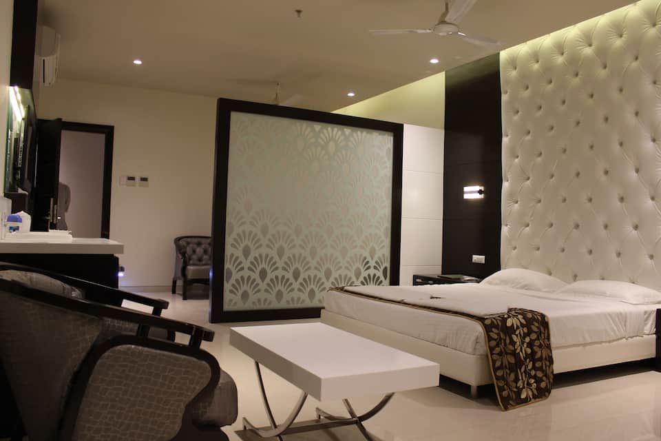 Pearl Suite room