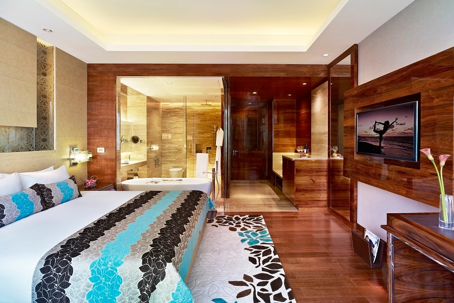 Taj Club Room King Bed