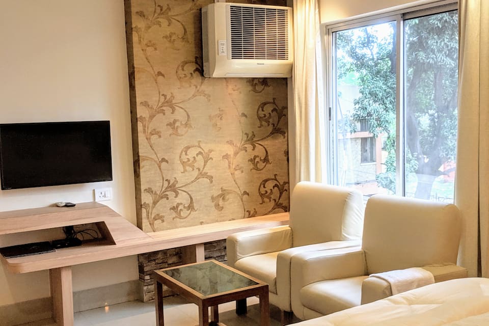 Executive Living Room