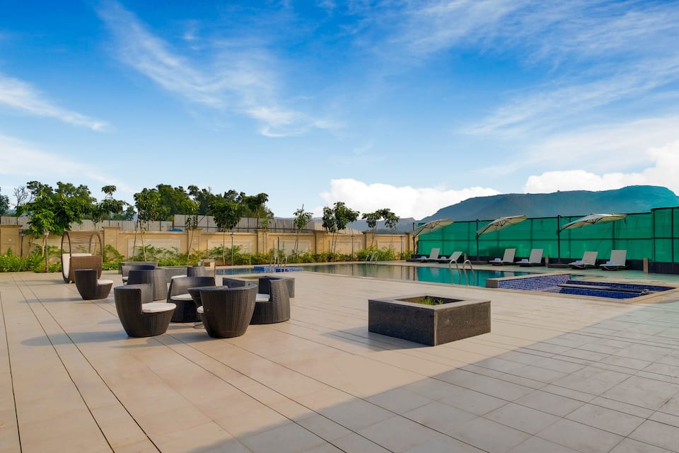 Pool Side Sitting Area