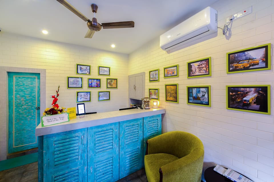 Reception of Hotel Casa Broadway