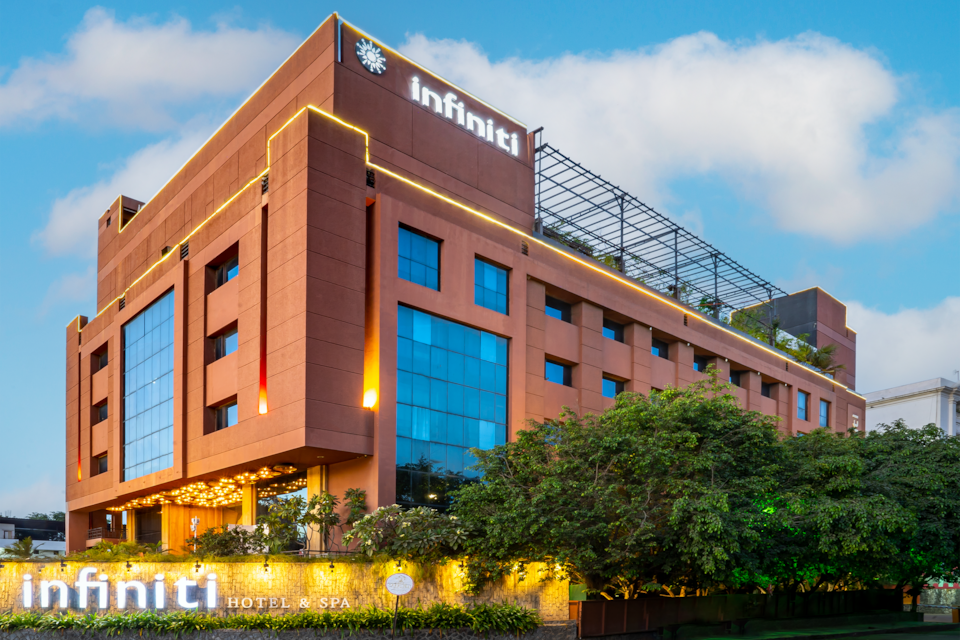 Hotel Vijay Nagar Indore
