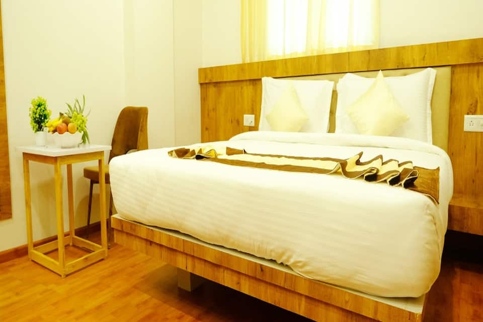 Nice and comfortable bed and specious room