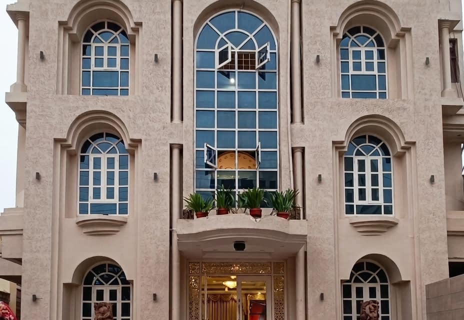 Hotel Bandhan, Lucknow
