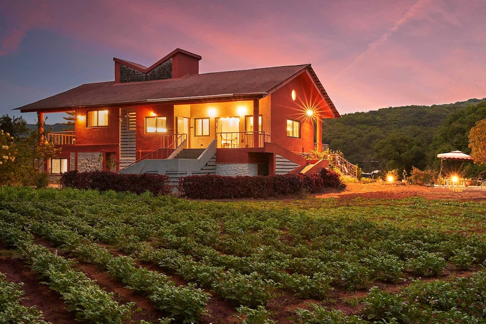 StayVista - Amoda Villa, Mahabaleshwar