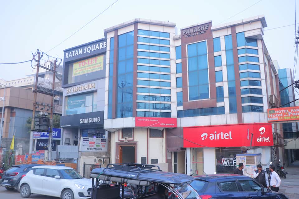 Hotel Panache 500 Mtrs From Shri Krishna Janma Bhumi Temple, Mathura