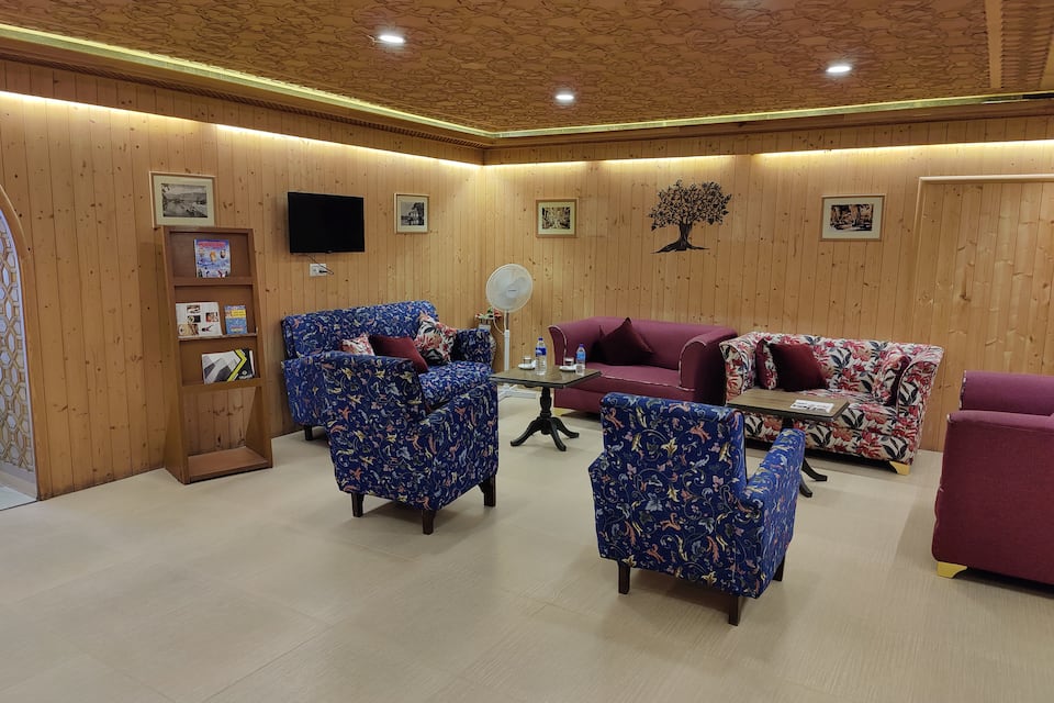 Reception Lounge