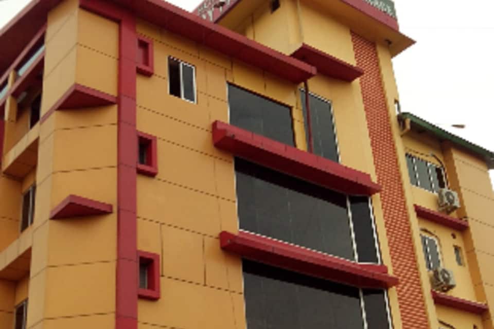 Hotel Highway Palace, Guwahati