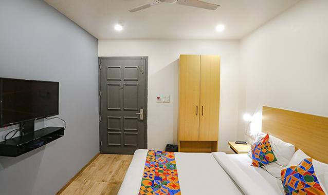 FabHotel F9 Pitampura Inn