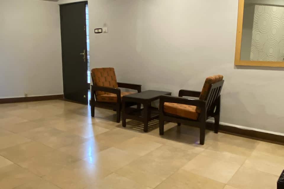 Om Shiv Hotel photo 3