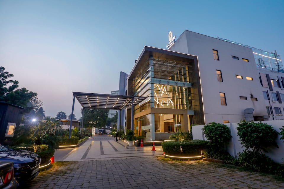 Sapphire Suites by Arif Castles, Lucknow