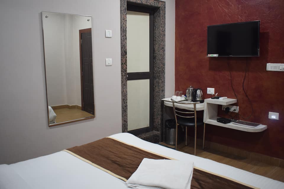 Hotel Aashiyana