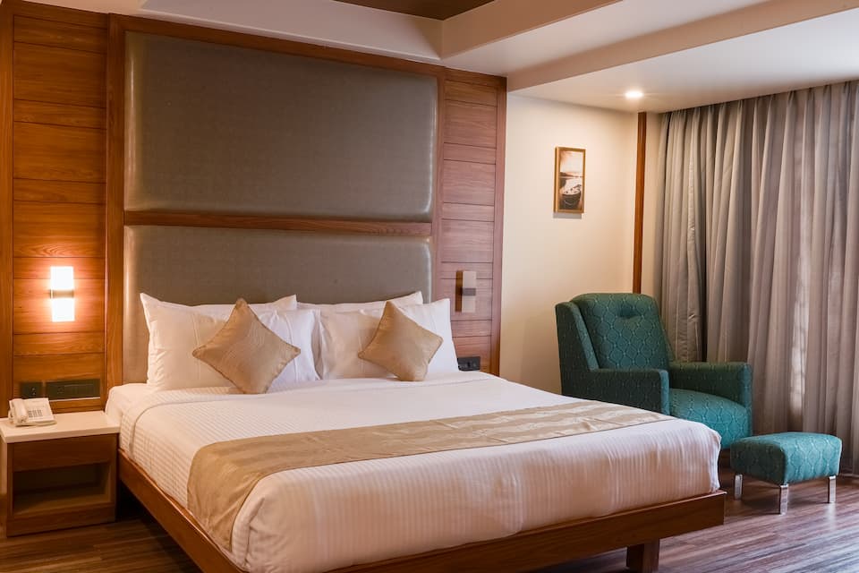 Suite Bedroom