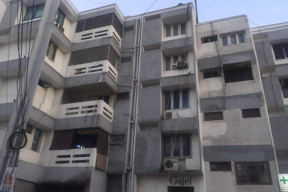 Convastay Gajel - Near Apollo Main Hospital Greams Road, Chennai