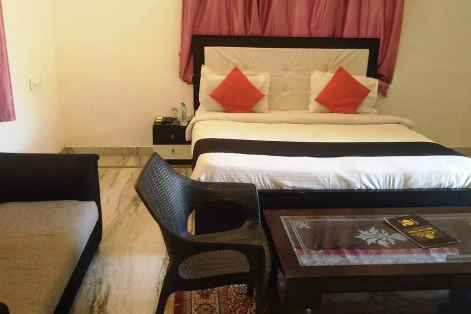 Badi Garh Palace By Nirvana