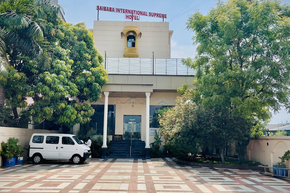 Saibaba International Supreme Hotel