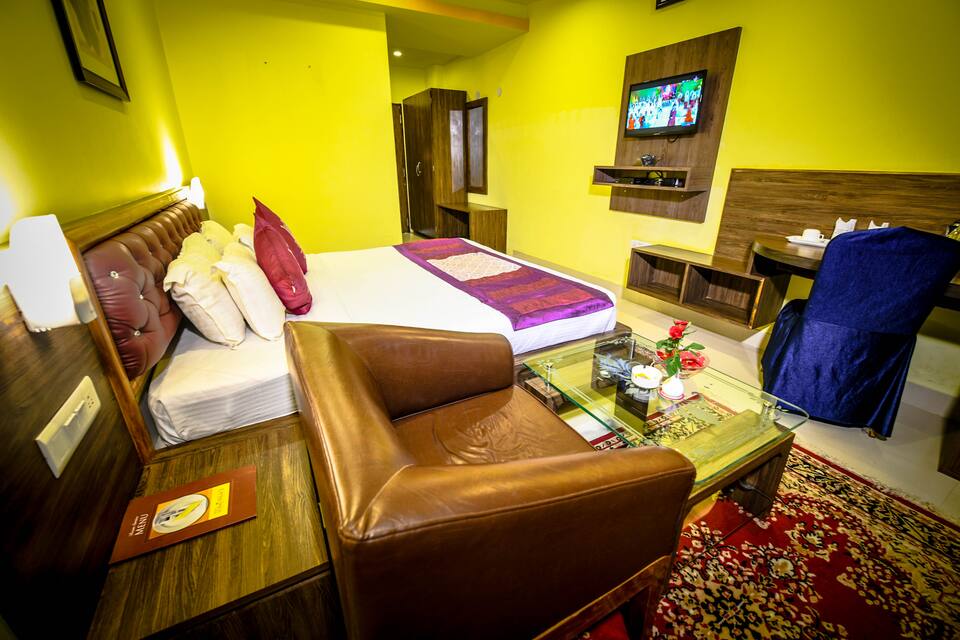 Hotel Suraj Palace