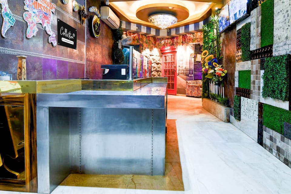 Super Collection O Circus Avenue Road formerly Hotel Rockstar
