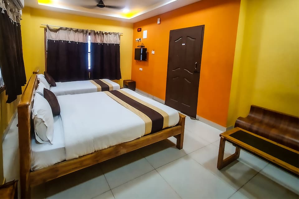 Standard Triple Bedroom