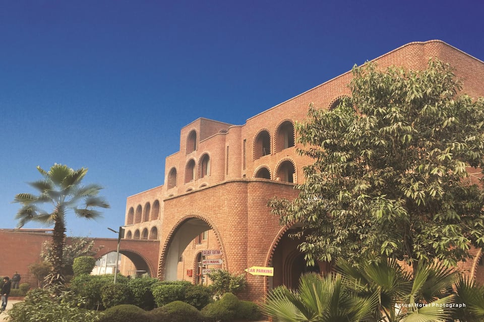 Hotel Building