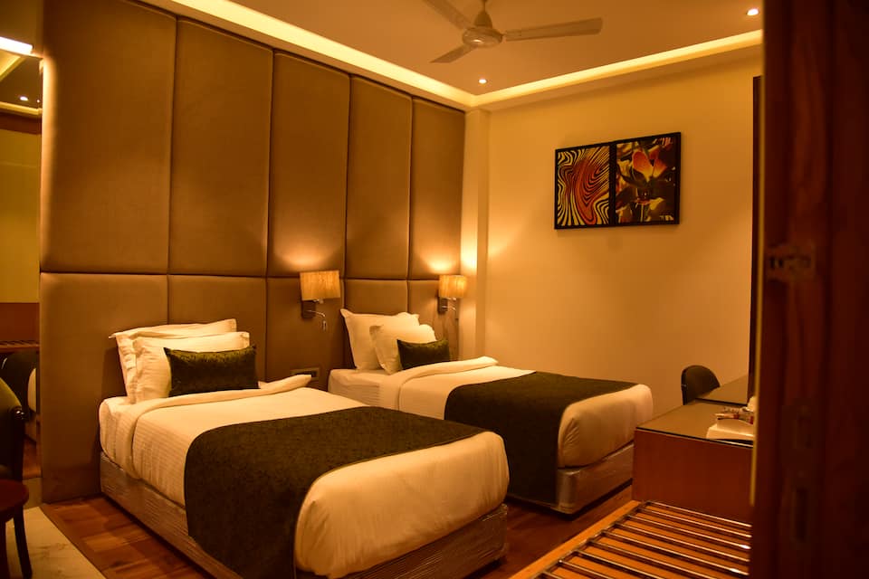 Cabana Room