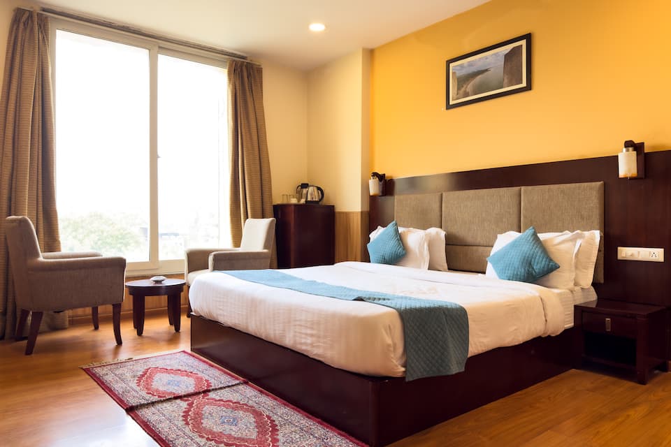 Hotel Royal Palm - A Budget Hotel in Udaipur