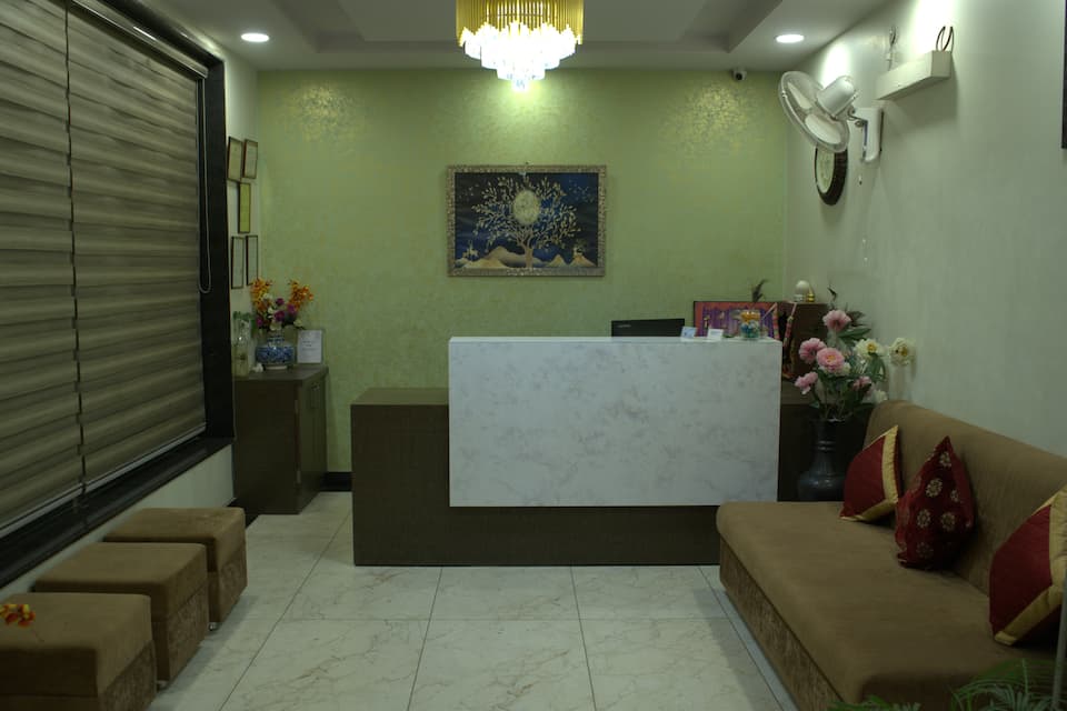 RECEPTION AREA