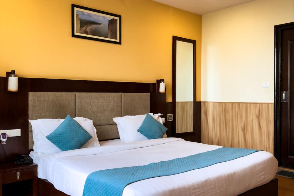 Hotel Royal Palm - A Budget Hotel in Udaipur