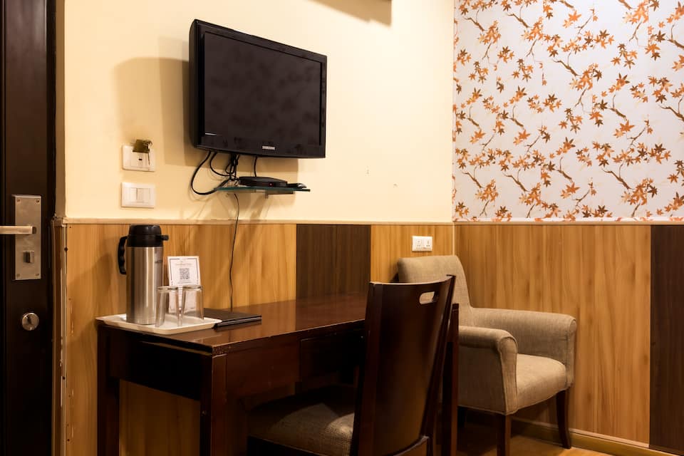 Hotel Royal Palm - A Budget Hotel in Udaipur