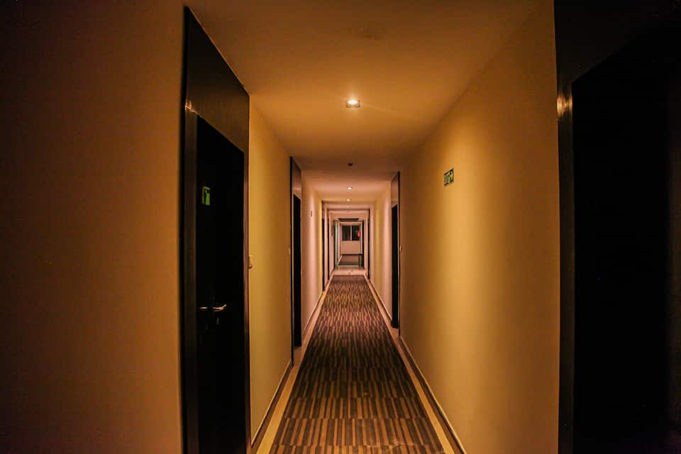 J Hotel